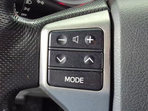 Used 2012 Toyota Tacoma 4x4 Double Cab w/ SR5 Pkg image 12