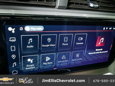 Used 2025 GMC Sierra 1500 Denali w/ Technology Package AWD/4WD image 9