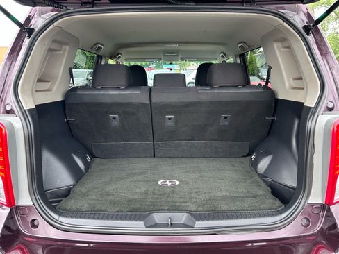 Used 2012 Scion xB FWD image 16