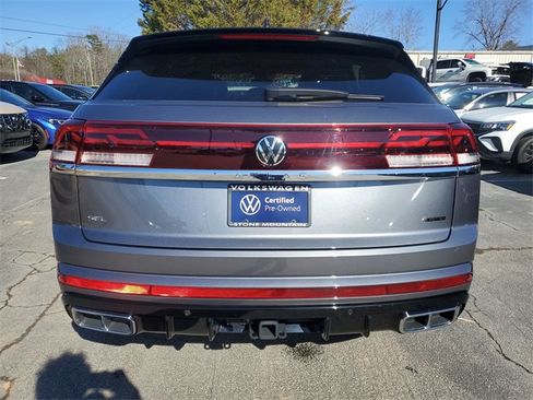 Used 2024 Volkswagen Atlas Cross Sport SEL Premium R-Line image 5