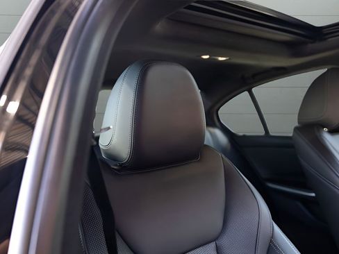 Used 2022 BMW 330i xDrive Sedan w/ Driving Assistance Package AWD/4WD image 75