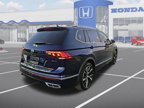 Used 2024 Volkswagen Tiguan SEL R-Line image 9