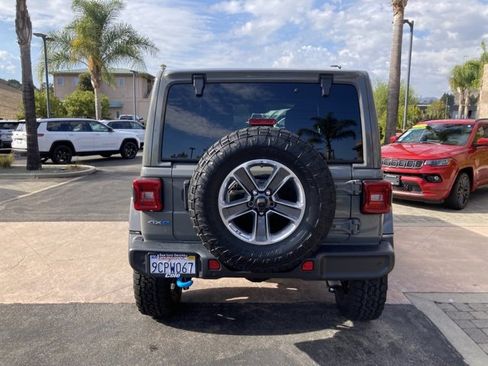 Used 2022 Jeep Wrangler Unlimited Sahara w/ Safety Group image 8