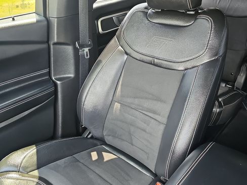 Used 2022 Ford Explorer ST w/ ST Street Pack AWD/4WD image 33
