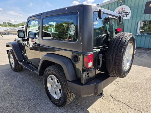Used 2012 Jeep Wrangler Sport AWD/4WD image 12