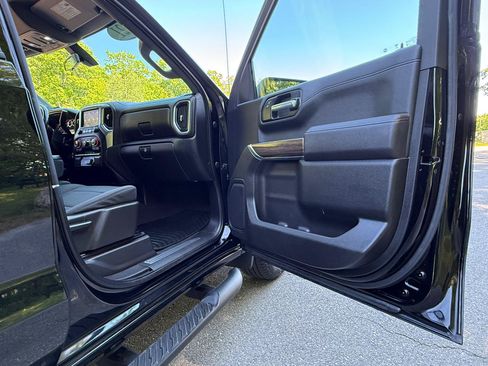 Used 2021 Chevrolet Silverado 1500 RST w/ Redline Edition AWD/4WD image 45