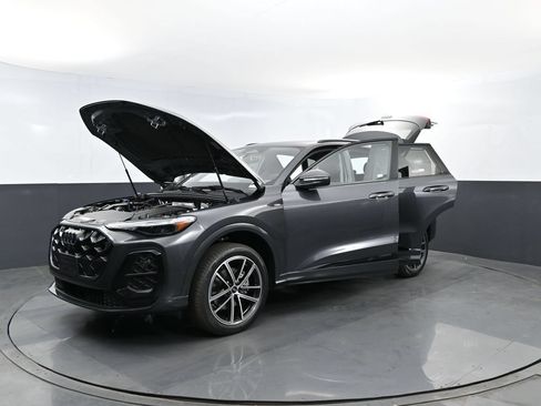 New 2026 Audi Q5 Premium AWD/4WD image 24