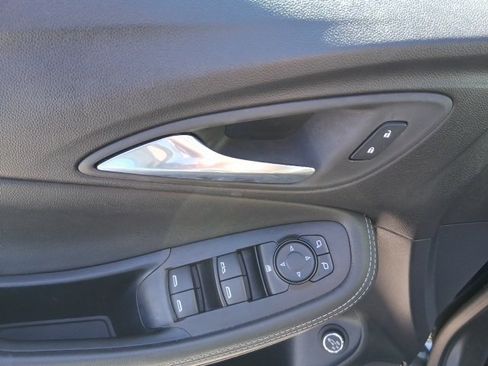 Certified 2025 Buick Encore GX Preferred image 22