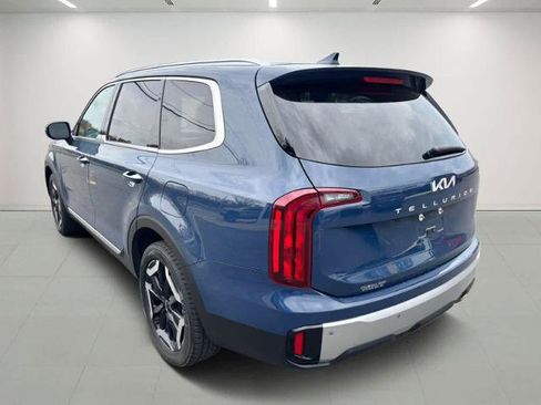 Used 2023 Kia Telluride S w/ S Sunroof Package AWD/4WD image 6