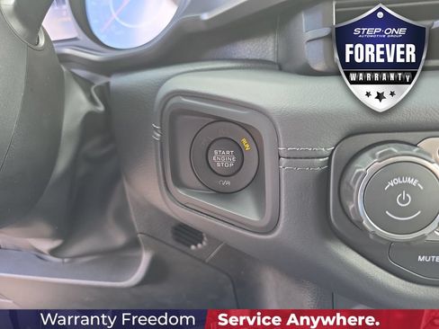 Used 2026 Jeep Wrangler Unlimited Sahara AWD/4WD image 22