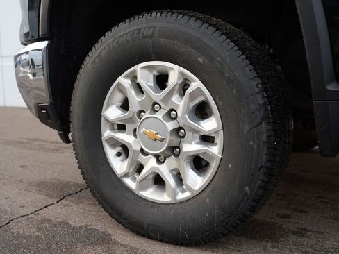 Used 2025 Chevrolet Silverado 3500 LT w/ All Star Edition image 32