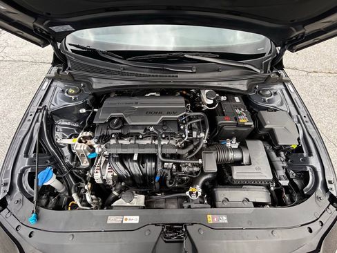 Used 2025 Hyundai Elantra Sport w/ Cargo Package image 24