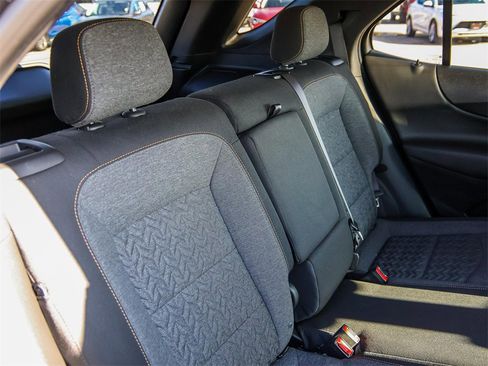 Used 2022 Chevrolet Equinox LT image 22