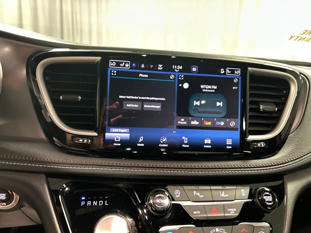 New 2027 Chrysler Pacifica Select FWD image 15
