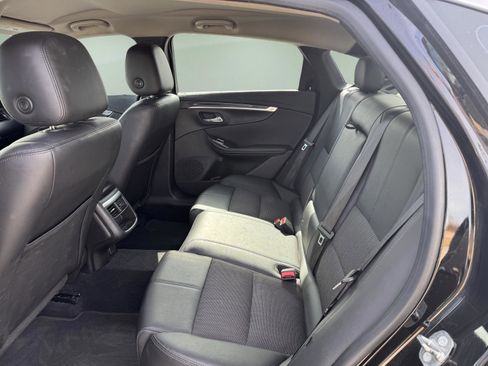 Used 2018 Chevrolet Impala LT image 20