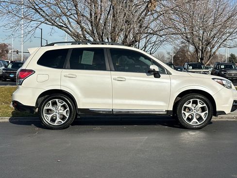 Used 2018 Subaru Forester 2.5i Touring w/ Popular Package #3B image 8