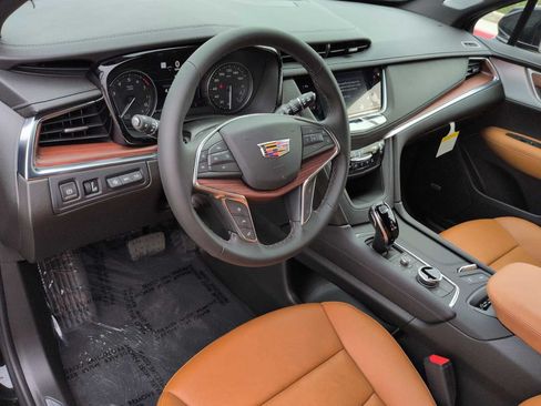 New 2026 Cadillac XT5 Premium Luxury FWD image 12