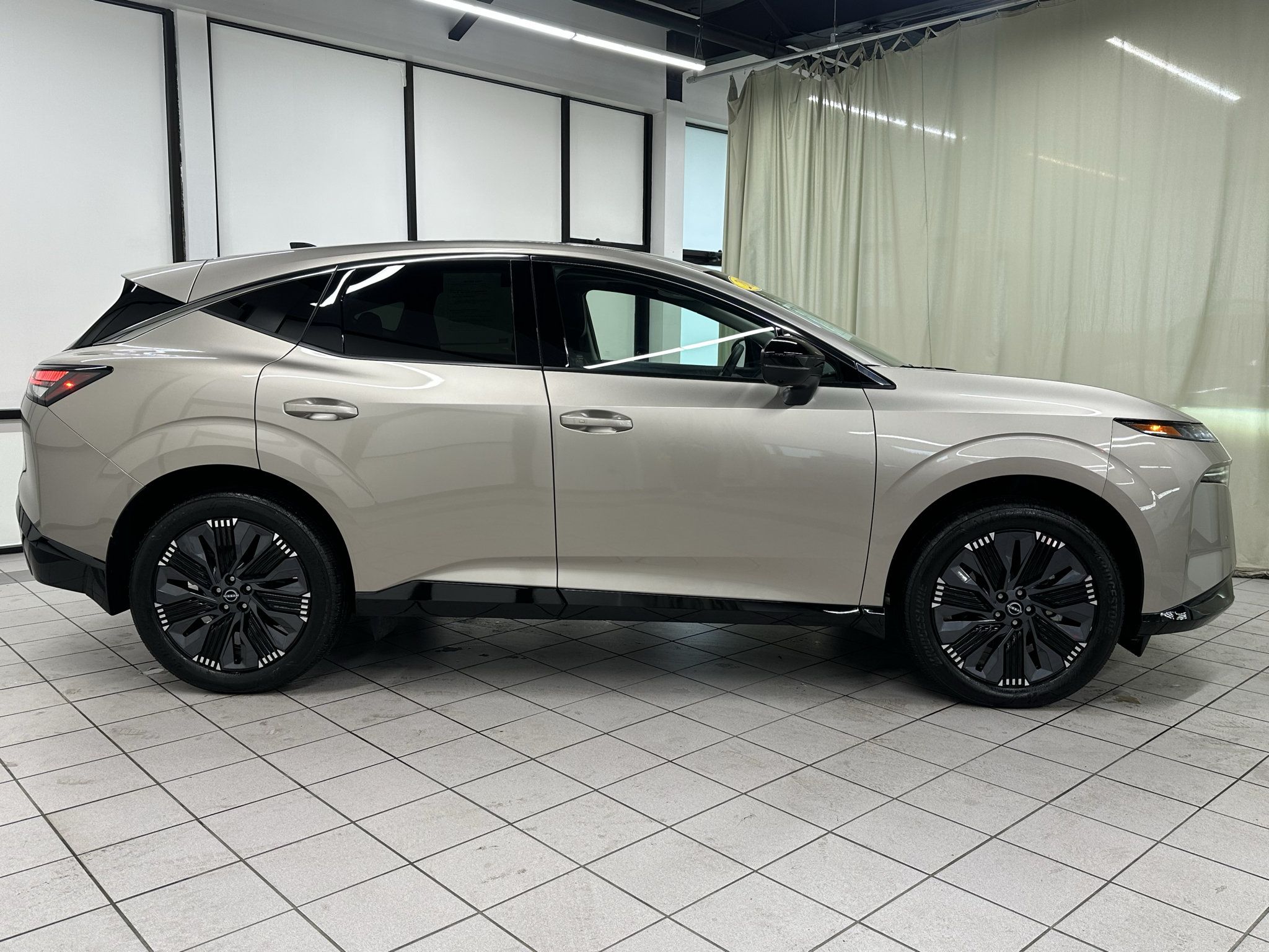 Used 2026 Nissan Murano Platinum w/ Cargo Package AWD/4WD image 2