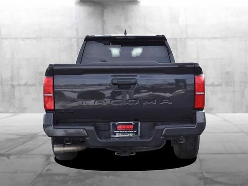 Used 2024 Toyota Tacoma TRD Off-Road image 6