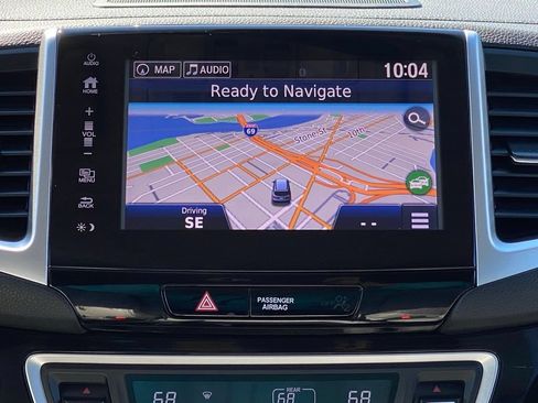 Used 2018 Honda Pilot Touring image 28