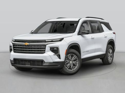 Used 2025 Chevrolet Traverse Z71 image 1
