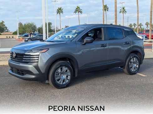 Used 2026 Nissan Kicks S image 1