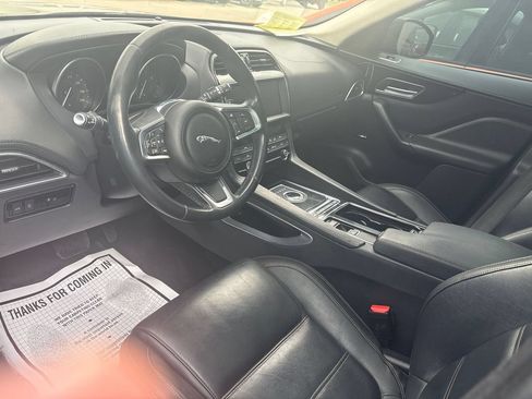 Used 2020 Jaguar F-PACE Prestige AWD/4WD image 4