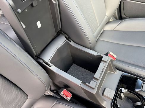 New 2026 Subaru Forester Limited AWD/4WD image 34