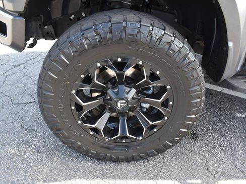 Used 2018 Ford F150 Raptor w/ Equipment Group 802A Luxury AWD/4WD image 34