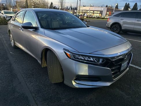Used 2019 Honda Accord LX image 4