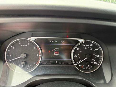 Used 2024 Nissan Rogue S AWD/4WD image 32