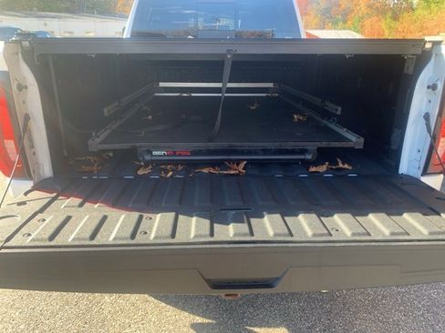 Used 2022 GMC Sierra 2500 Denali image 8