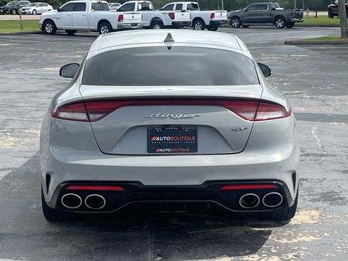 Used 2022 Kia Stinger GT1 RWD image 8
