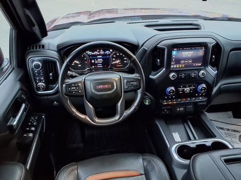 Used 2019 GMC Sierra 1500 AT4 w/ AT4 Premium Package image 8