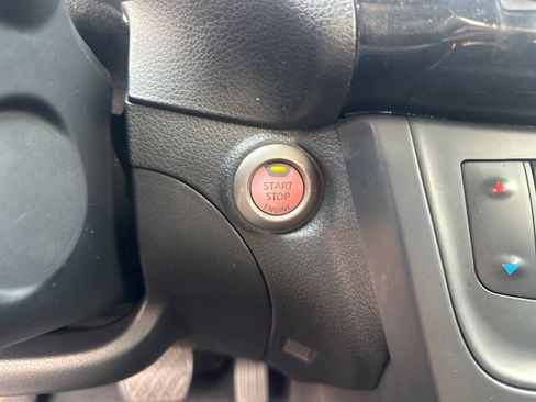 Used 2019 Nissan Sentra SV FWD image 30