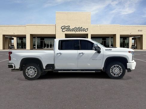 Used 2020 Chevrolet Silverado 2500 High Country w/ Gooseneck/5TH Wheel Package AWD/4WD image 4