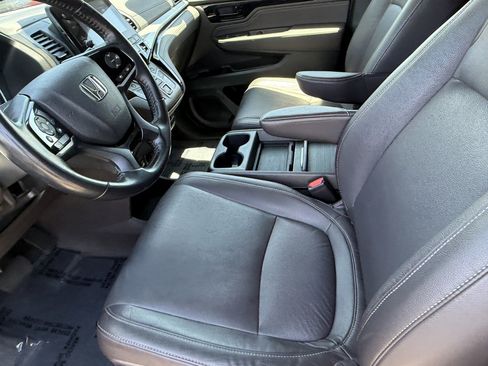 Used 2022 Honda Odyssey Touring image 11
