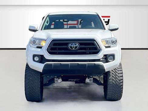 Used 2023 Toyota Tacoma SR5 RWD image 2