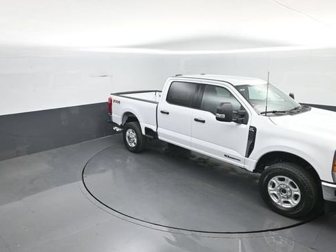 New 2026 Ford F350 XLT w/ FX4 Off-Road Package AWD/4WD image 23