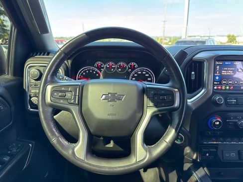 Used 2021 Chevrolet Silverado 1500 LT Trail Boss w/ LT Trail Boss Premium Package AWD/4WD image 20