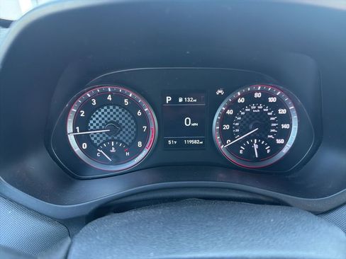 Used 2019 Hyundai Veloster 2.0 image 7