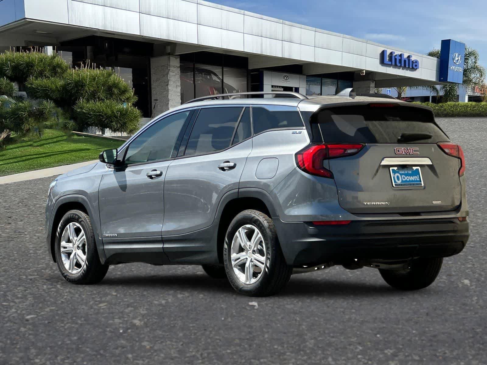 Used 2019 GMC Terrain SLE w/ Infotainment Package I FWD image 7
