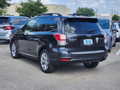 Used 2018 Subaru Forester 2.5i Touring AWD/4WD image 5