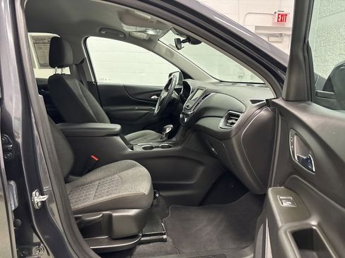 Used 2022 Chevrolet Equinox LT image 34