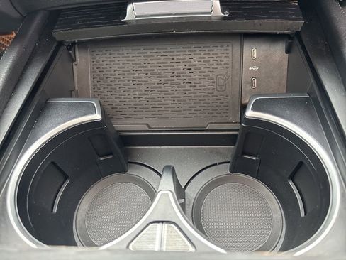 Used 2024 Mercedes-Benz GLE 350 4MATIC image 32