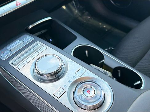 Used 2024 Genesis GV70 2.5T w/ Sport Prestige Package image 29