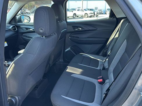 New 2026 Chevrolet TrailBlazer LS image 9