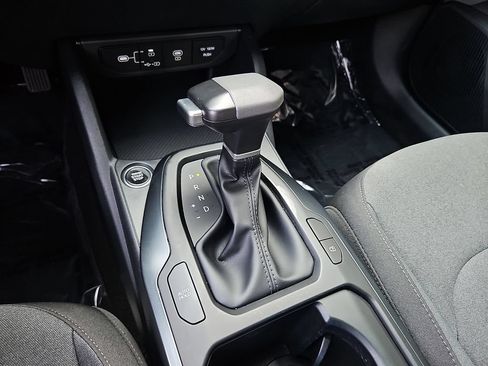 Certified 2025 Kia K4 FWD image 14