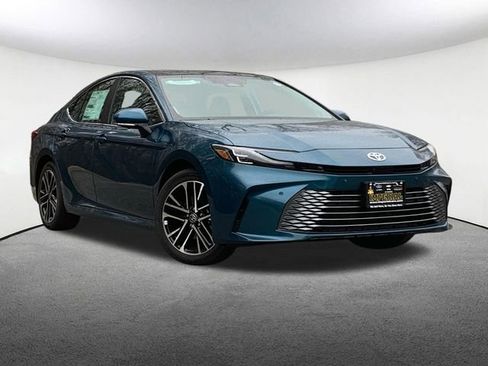 New 2026 Toyota Camry XLE AWD/4WD image 2