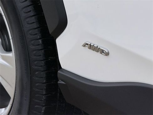 Certified 2021 Toyota RAV4 XLE image 7